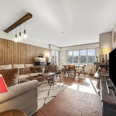 Between Slopes And Golf Facing The Alps Διαμέρισμα *